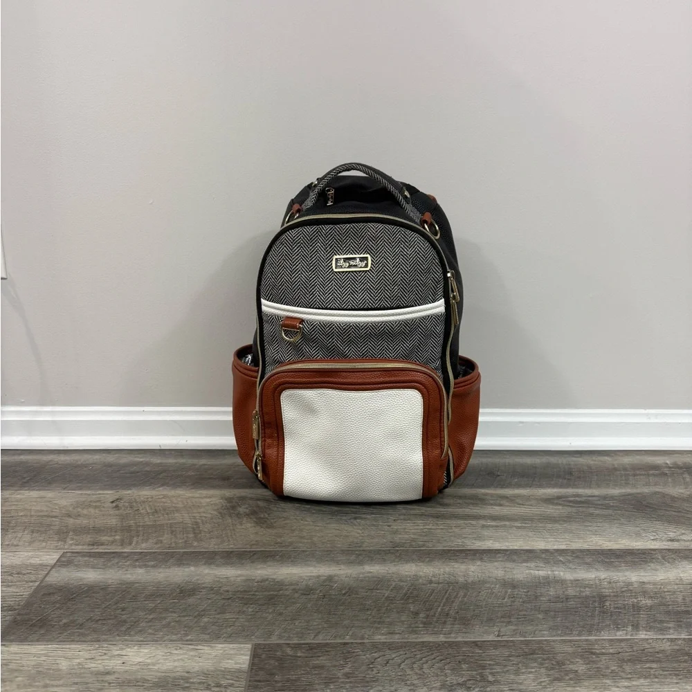 Itzy Ritzy Big Boss Diaper Bag